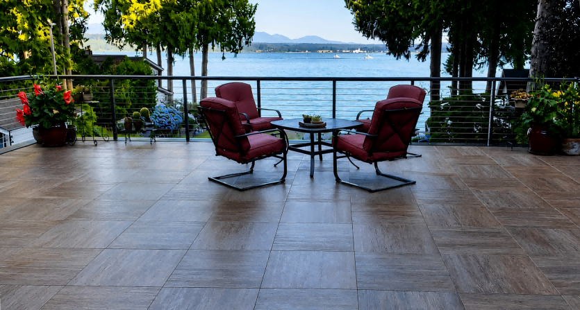 Bainbridge Island Waterfront Project | WA, USA Moonbay Pedestal System for Stable, Drainable Coastal Platforms